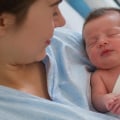 Broken Collarbone in Newborns: Causes, Symptoms, Clavicle Fracture Treatment, Healing Time, and Recovery After Childbirth